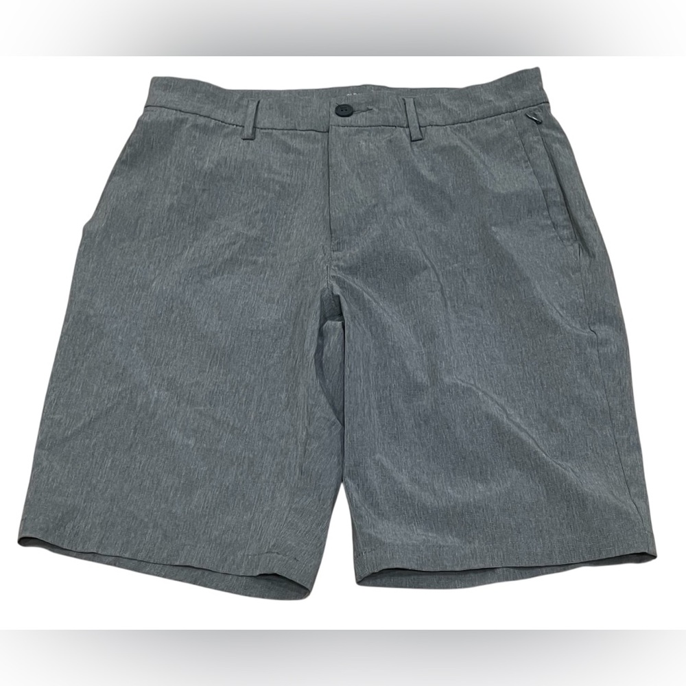 Men’s size 28 Old Navy‎ Gray Shorts.